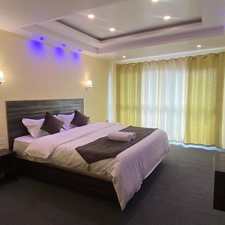 Hotel Amaira Дарджилинг Экстерьер фото