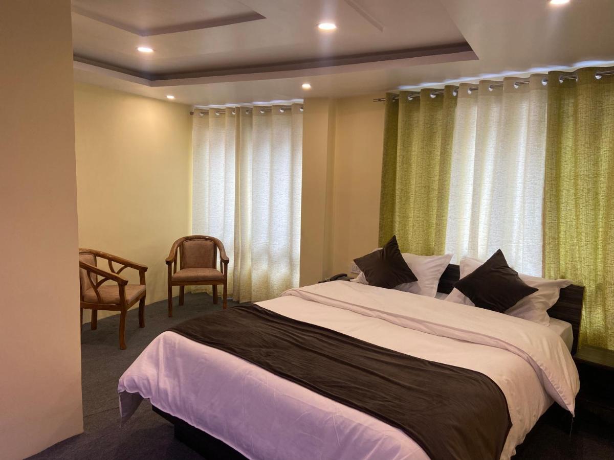 Hotel Amaira Дарджилинг Экстерьер фото