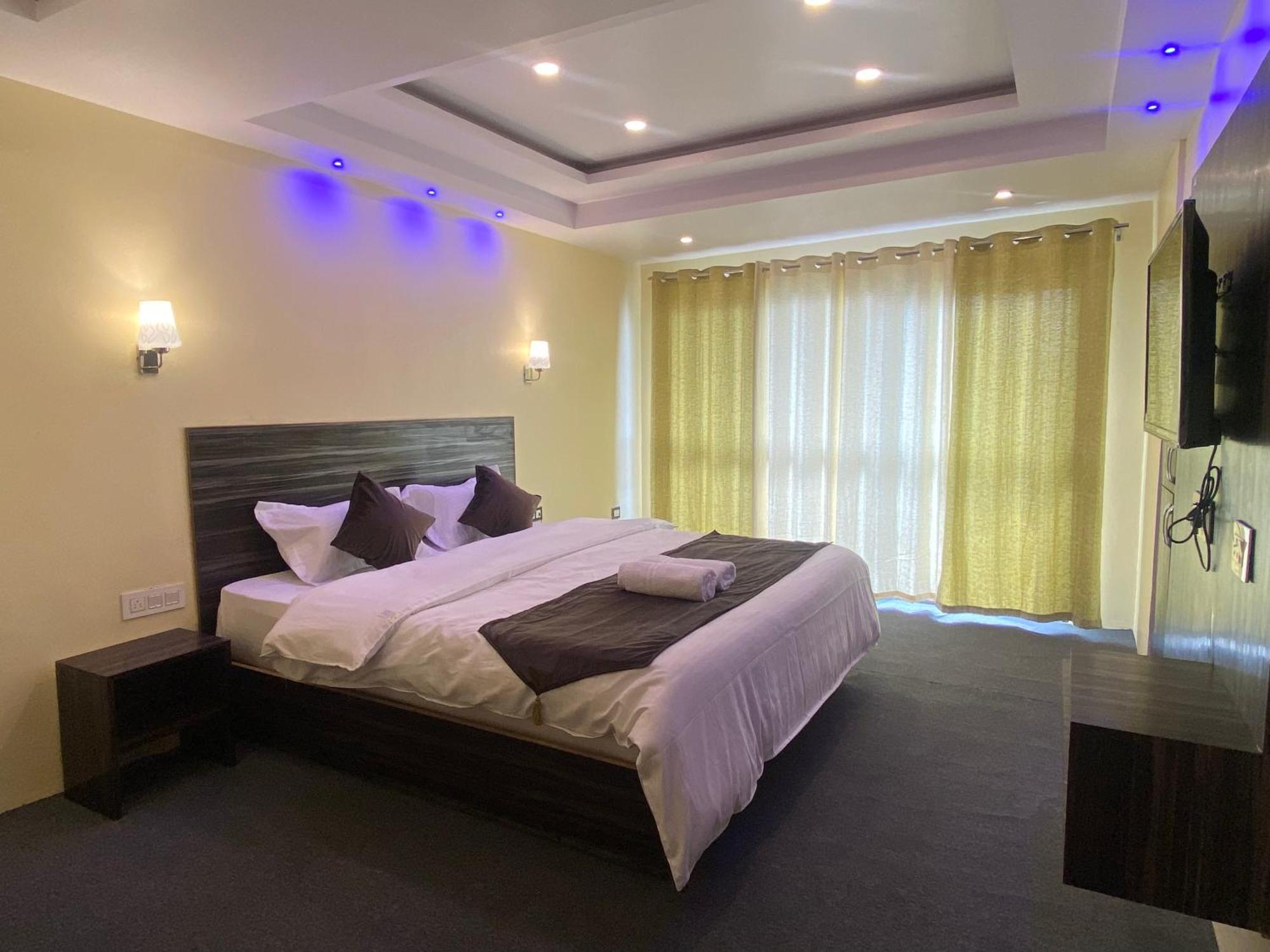 Hotel Amaira Дарджилинг Экстерьер фото